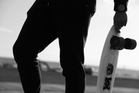 湘南でペニースケートボードを移動手段として使ってみて感じたこと。海沿いの移動をちょっとお洒落に楽しもう