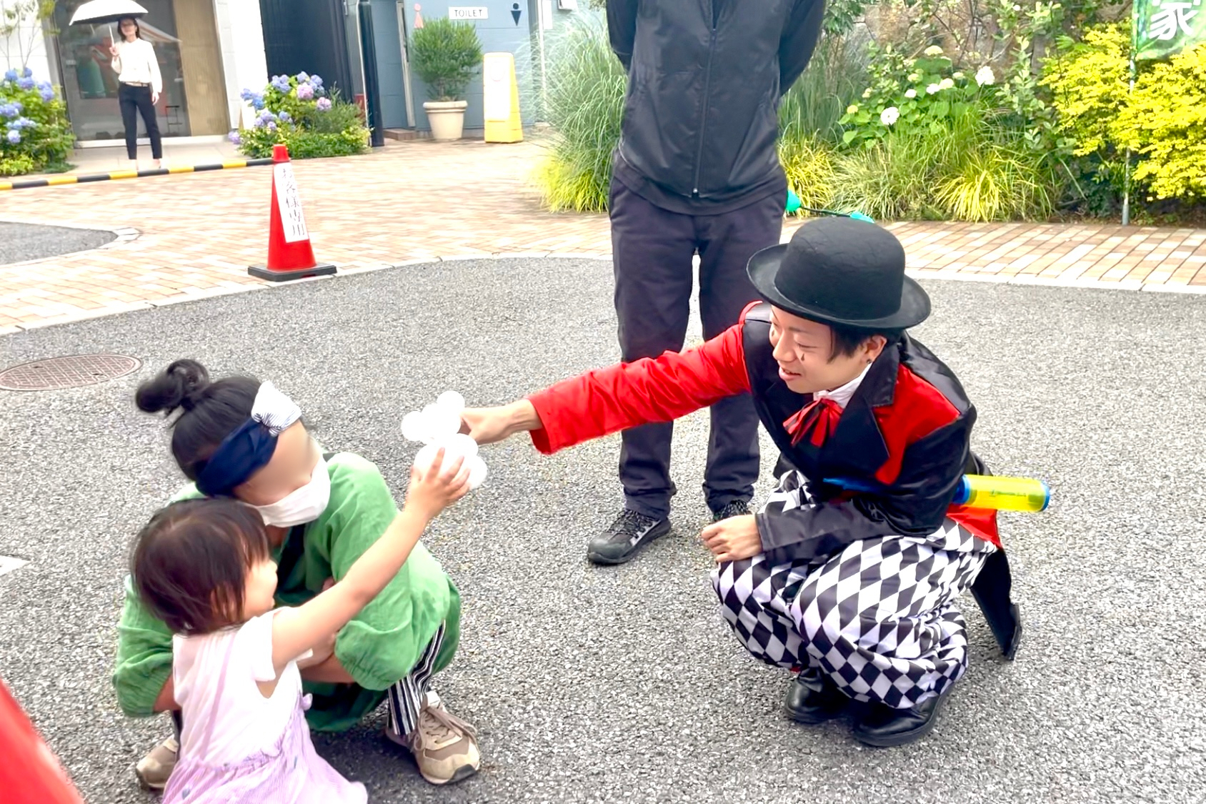 【出張レポート】世田谷区ハウジングプラザ瀬田にてバルーンアートプレゼント