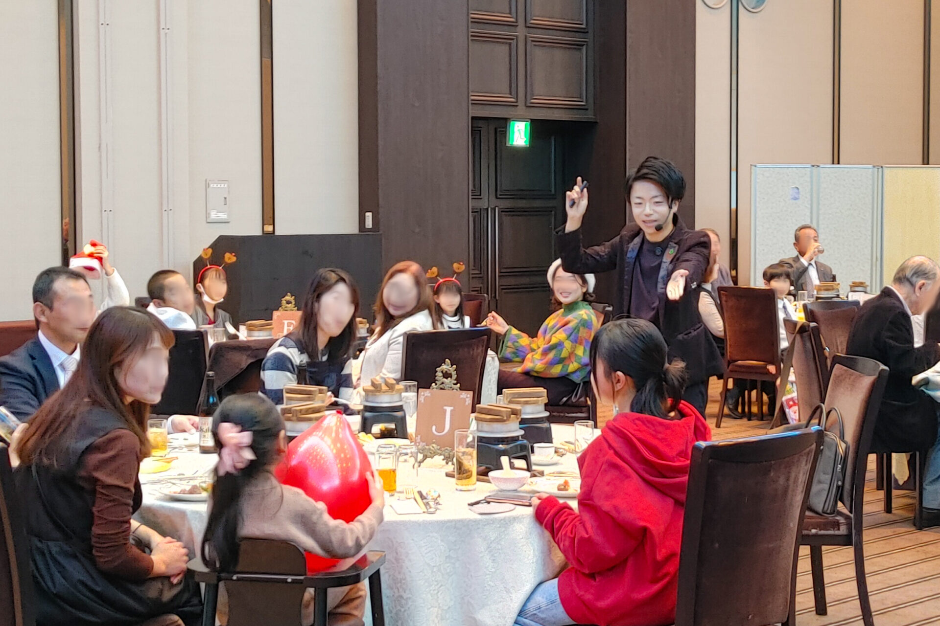 【レポート】海老名ロータリークラブ様にてクリスマスマジックショー