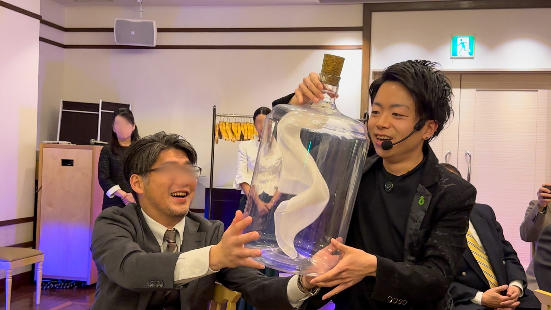 【レポート】海老名トラック地区会新年会にて余興マジックショー